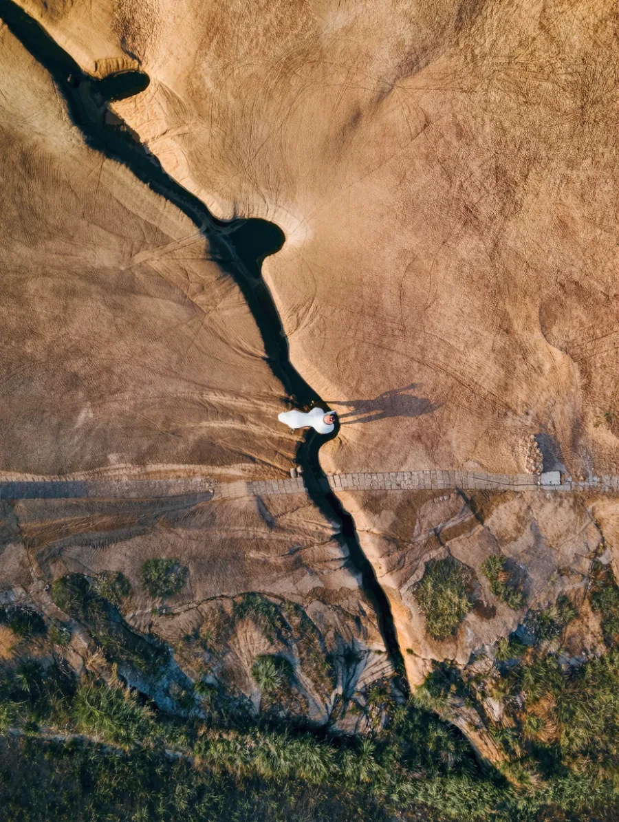 Generated cover illustrating look downward from above.