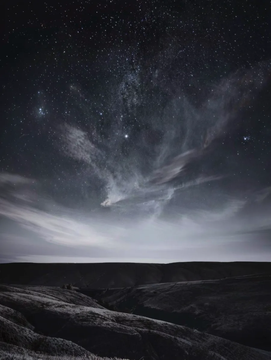 Generated cover illustrating astrophotography look.