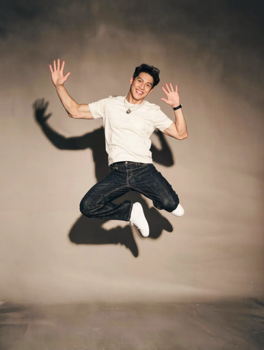 Generated cover illustrating jumping pose.